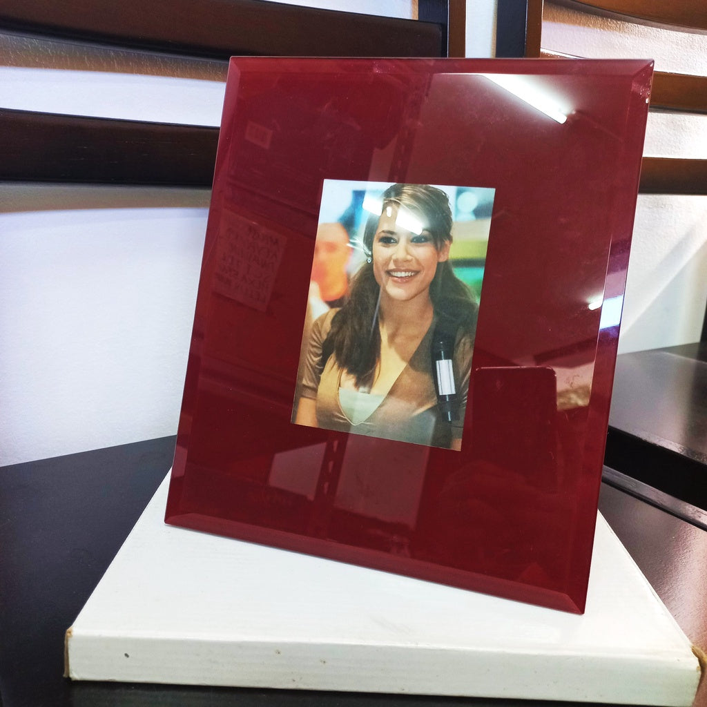 Photo Frame for 3R 3-1/2 X 5" Photo Morwenna RB Wall Mount Table Top Red Blood Picture Frame Glass
